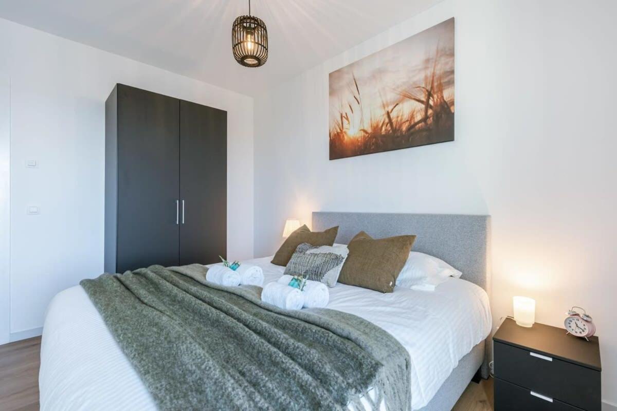 Huswell - Bright Apartment With Seaview Бреден Экстерьер фото