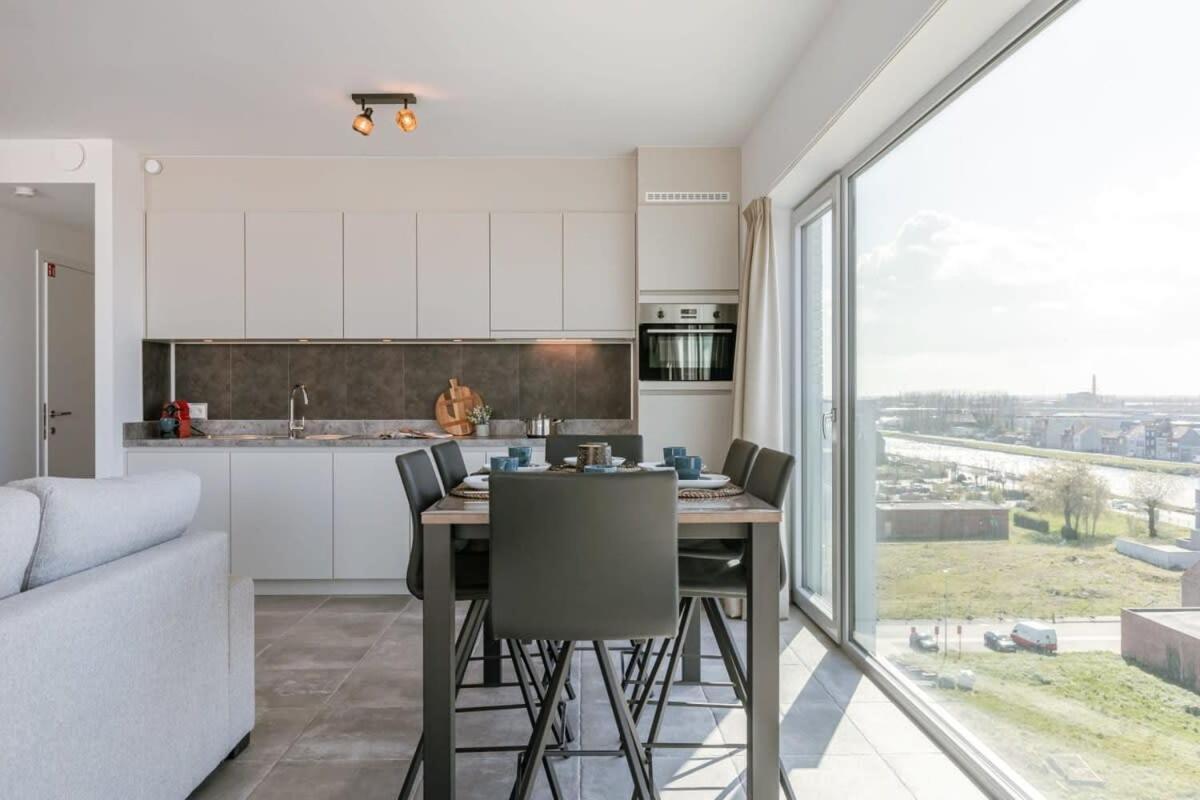 Huswell - Bright Apartment With Seaview Бреден Экстерьер фото